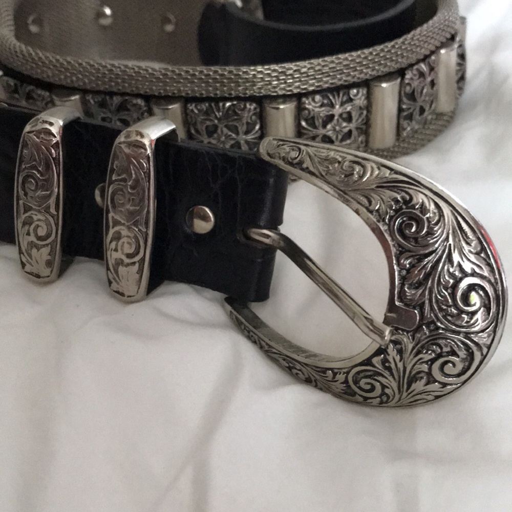 NANNI MADE IN ITALY WOMENS LEATHER AND METAL DESIGNER BELT